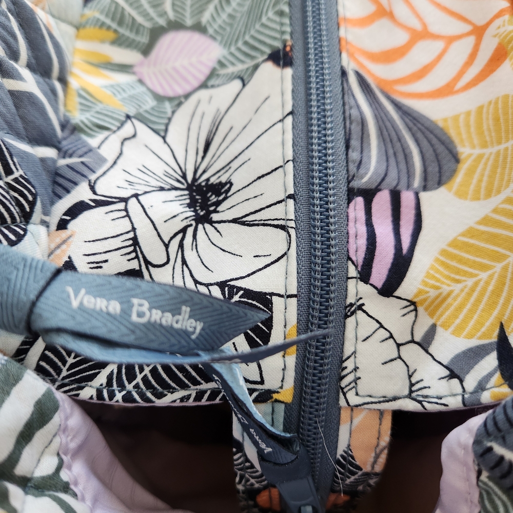 VERA BRADLEY Expandable Palm Floral Patterned Tote and Matching Pouch Set - Picture 8 of 12